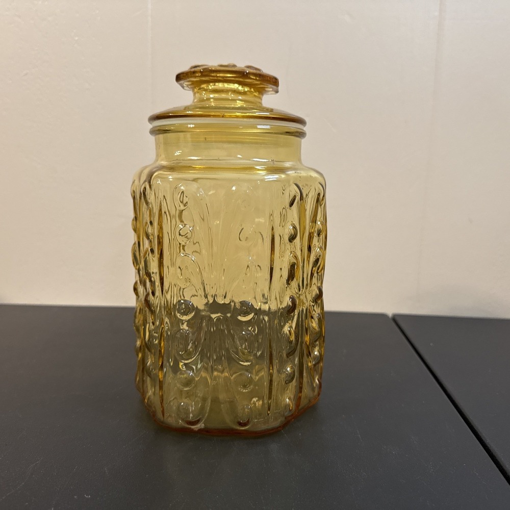 Vintage LE Smith Amber Yellow Glass Lidded Canister Imperial Atterbury Scroll 9"